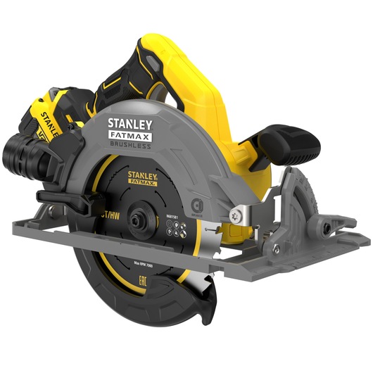 STANLEY SFMCS551M1T circular saw front angle, yellow and black, brushless, with ergonomic handle.