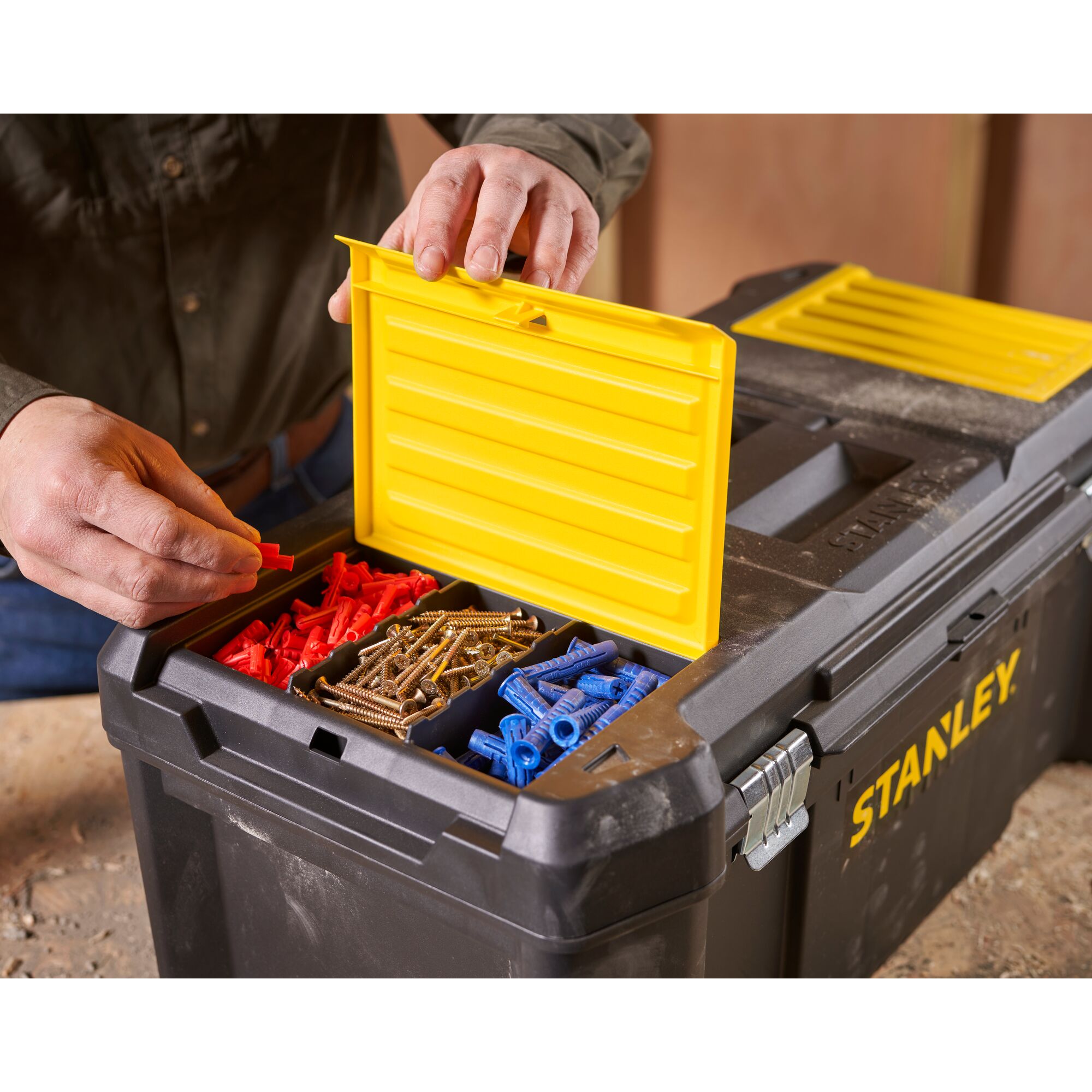 Gereedschapkoffer Essential M 26” | STANLEY